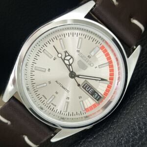 Vintage 1987 Seiko Automatic Mens Silver Watch W/daydate & Red accents